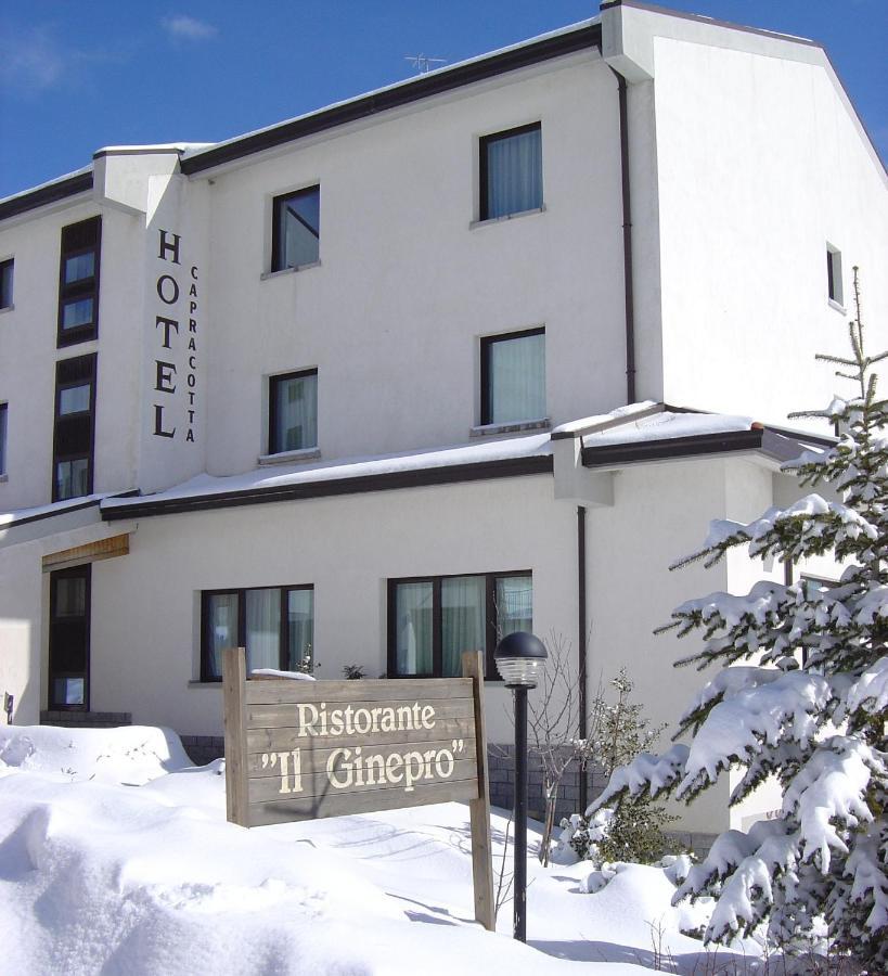 Hotel Капракота Екстериор снимка